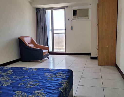 稀有合法樓中樓一房二廳房出租 - Image 5