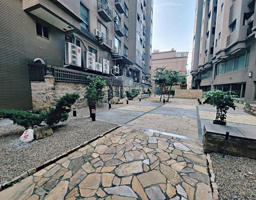 嘉禾社宅/免仲可租補/四維路星光溫馨裝潢兩房車 - Image 3