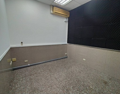 復興路捷運站旁35大坪數金店面,住辦皆宜 - Image 5