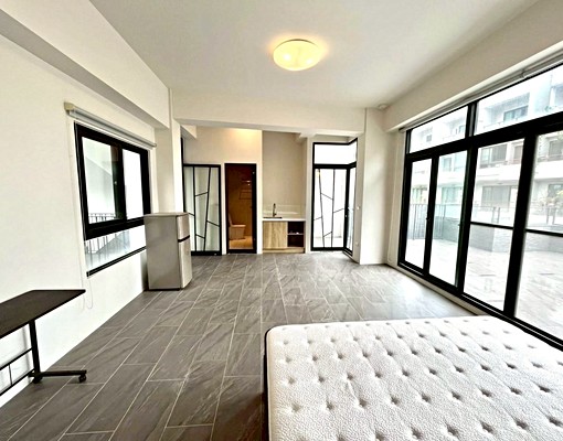 (租)近市政府大露台套房 - Image 1