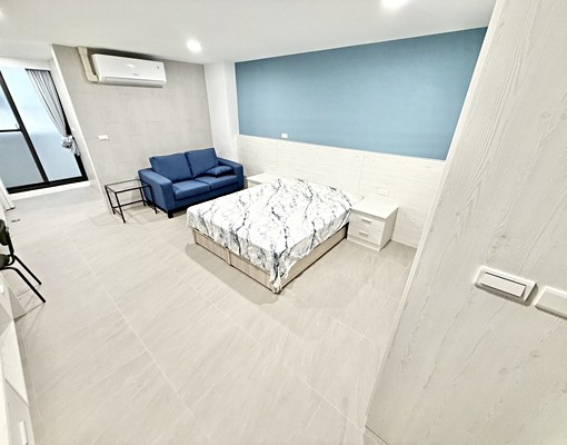 OMG超大間💖全新可雙租補室內機車位系統櫃 - Image 5