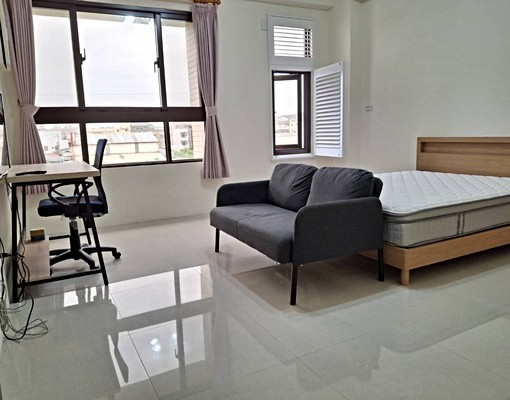 沙鹿全新@近靜宜弘光中科@雙人床 - Image 1