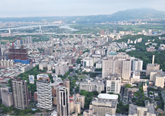 攻頂不易 北市這區豪宅房價「凍漲快十年」