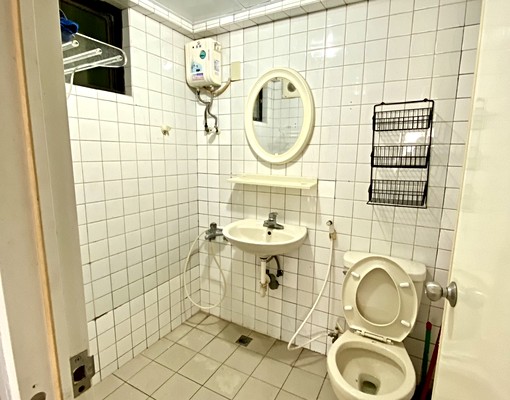 中正武廟商圈鳳山雙人套房 - Image 5