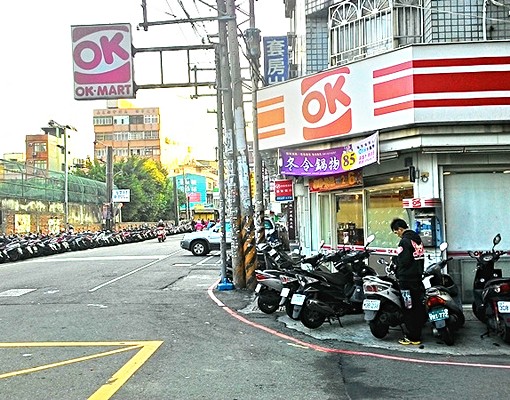 南亞學院✔電梯套房★陽台晾衣★通風採光佳 - Image 14