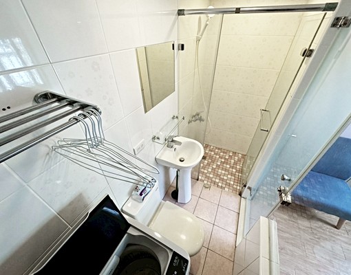 捷運永安市場◆獨洗套房◆租補洽可貓★禁菸 - Image 5