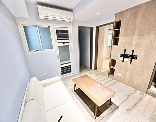 市政府站3分，全新裝潢，採光兩房，雙衛/陽台，適小家庭 - Image 1