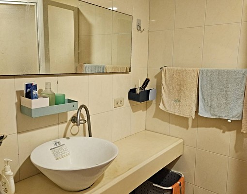 近巨城‧三民國中小旁｜12坪溫馨套房｜生活圈便利首選！ - Image 5