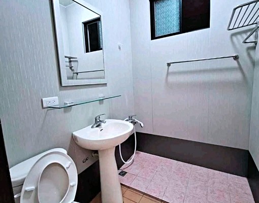 近中和國小寵物可談新整理屋況佳優質四房傢俱齊全大空間低樓層 - Image 9