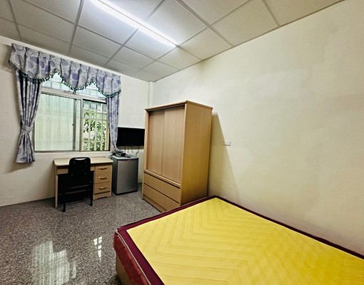 近中興大學✔️採光套房多間可選✔️可租補室內機車位限女生 - Image 12