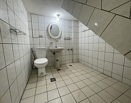 正15米路店住,近中港國小.台灣大道,交通便利 - Image 4