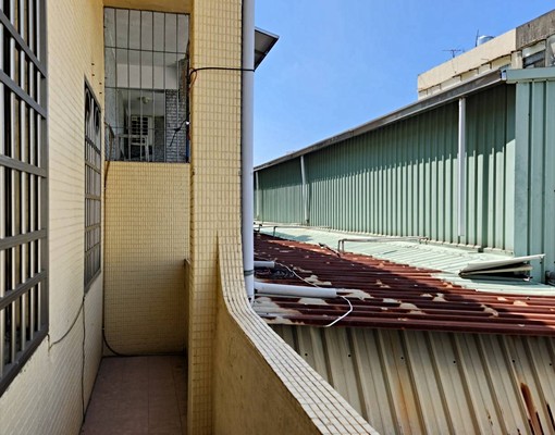 鳥松國小透天2-3樓出租 - Image 9