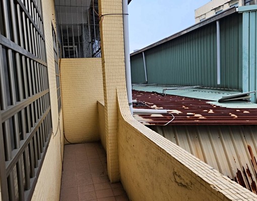 鳥松國小透天2-3樓出租 - Image 11