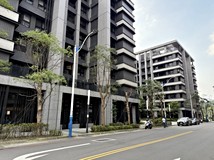 復興路新橫濱上野區近北二高