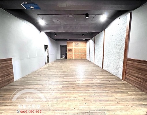 孝三路★便宜多功能店面2F★ - Image 2