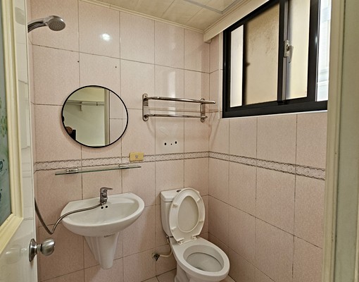 可租補電梯獨洗獨曬+大套房有更衣室..空間大適2人 - Image 10