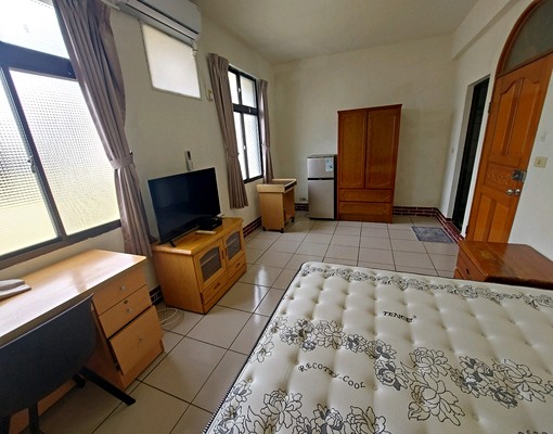 近園區包水電採光套房/用電吃到飽 - Image 2