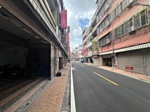 五光一街正青果市場透天店面