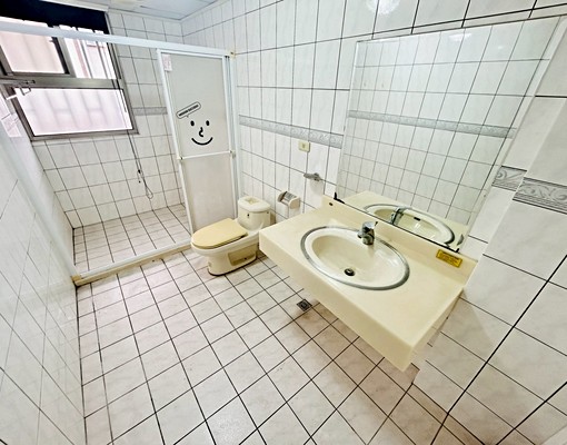 一中中國醫✅永興街美食✅乾溼分離洗澡免錢✅租屋補助✅陽台獨洗 - Image 11