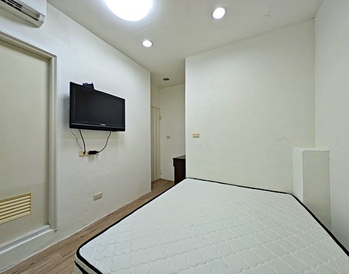 【可短租】北區衛道路/獨洗曬套房/可貓狗 - Image 3