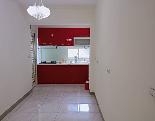 大三房.屋況佳.近重慶國中.可租屋補助 - Image 8