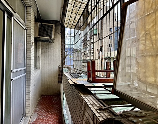 和平西路三段公寓 - Image 3