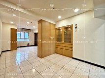 中央路三段捷運7分鐘★屋齡..