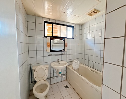 國安國宅！三房！可租補高樓層 - Image 2