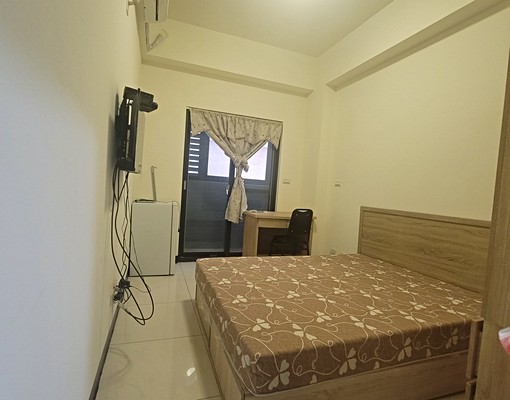 成功路商圈~獨立陽台~可租屋補助~有垃圾回收免追垃圾車 - Image 6