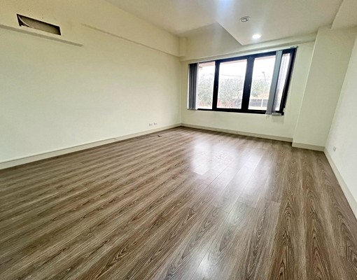 體育園區正龍慈路旁1+2樓黃金店面 - Image 8