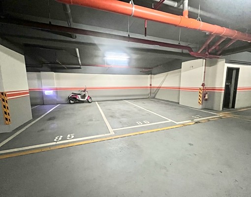 體育園區正龍慈路旁1+2樓黃金店面 - Image 9