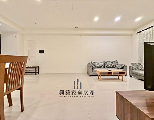 🍍竹科景觀宅|近好事多、龍山國小|附車位 - Image 1