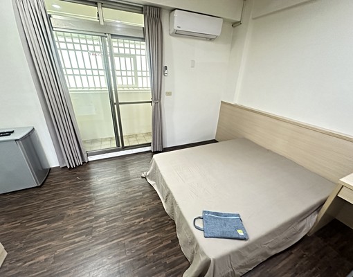 東區太平✅大間採光房/陽台獨洗✅可租補 - Image 1