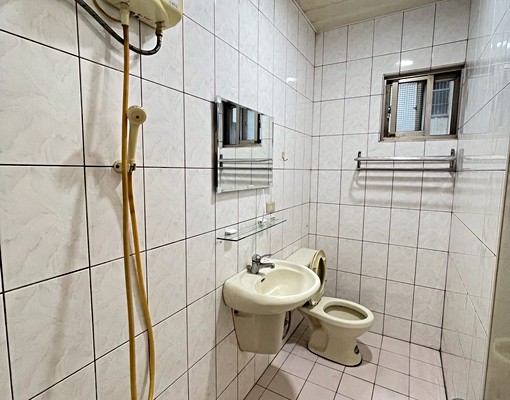 近桃園火車站~站前商圈~全新整理~寵物套房可租補 - Image 4