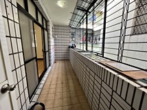 市中一路台鐵綠園道/中都愛..