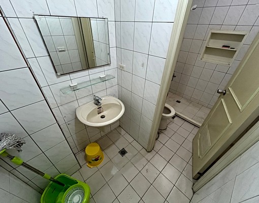 ★代收垃圾★橋和捷運★好市多★可貓★租補★電梯大樓★ - Image 9