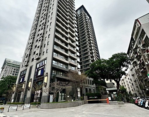 市政文華4房雙平面車位新光三越市政府學區大遠百市場 - Image 16