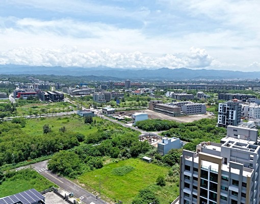 免仲介費後龍高鐵全新大三房平面車位附超大露臺 - Image 15