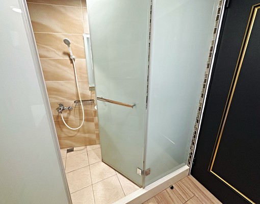 電梯套房洗衣機~草屯市區~寶島村旁~環境超優~ - Image 8