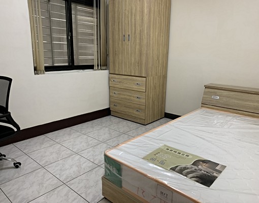 免仲介費寧靜只租女學生全新裝修全新家具可申請租補只剩一間 - Image 1