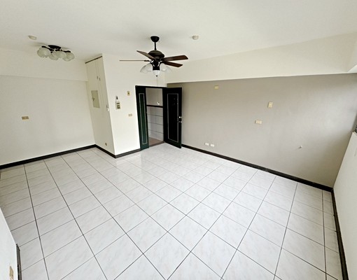 豐樂捷運旁大三房室內31坪車位空屋租 - Image 6