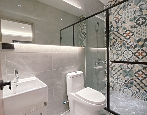 徐匯中學站✨百萬裝潢🏡獨立陽台大套房 - Image 4