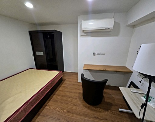 超值電梯套房,海砂屋大樓正在談改建,可以短約 - Image 3