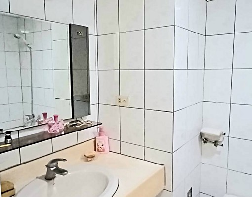 🏠凱悅廣場美三房出租,全新粉刷✨近中和交流道🚇 - Image 11