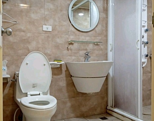 近文心、中清捷運路口超大4房單純住家 - 591租屋網 - Image 16