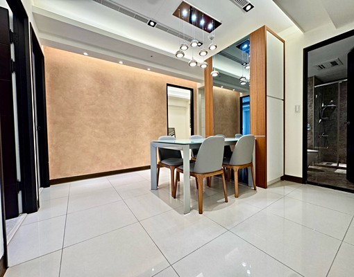 城上城溫馨大三房*另有車位可租*請找東森房屋秀如 - Image 14