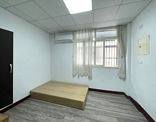 沛函⭐近輕軌翠華路巷內透天出租套房 - Image 2