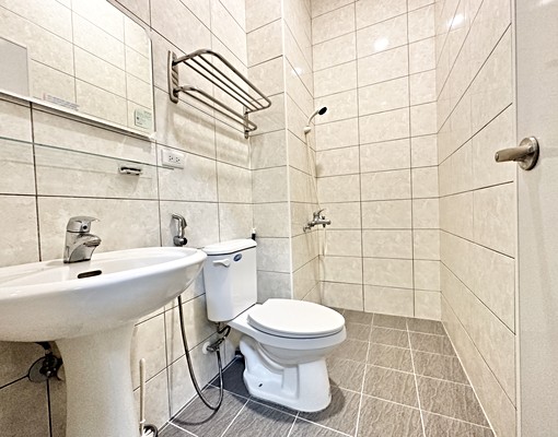 最遙遠的美💖可租補陽台獨洗衛浴窗💖汽車好停 - Image 8