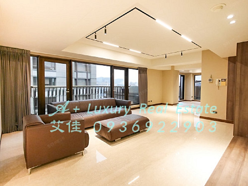 全新裝潢敦藏一層一戶頂樓中樓大露台美景觀 - Image 1