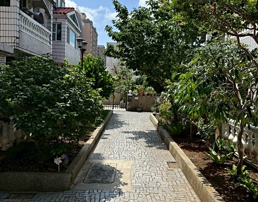 藝文特區絕版透天別墅 - Image 1